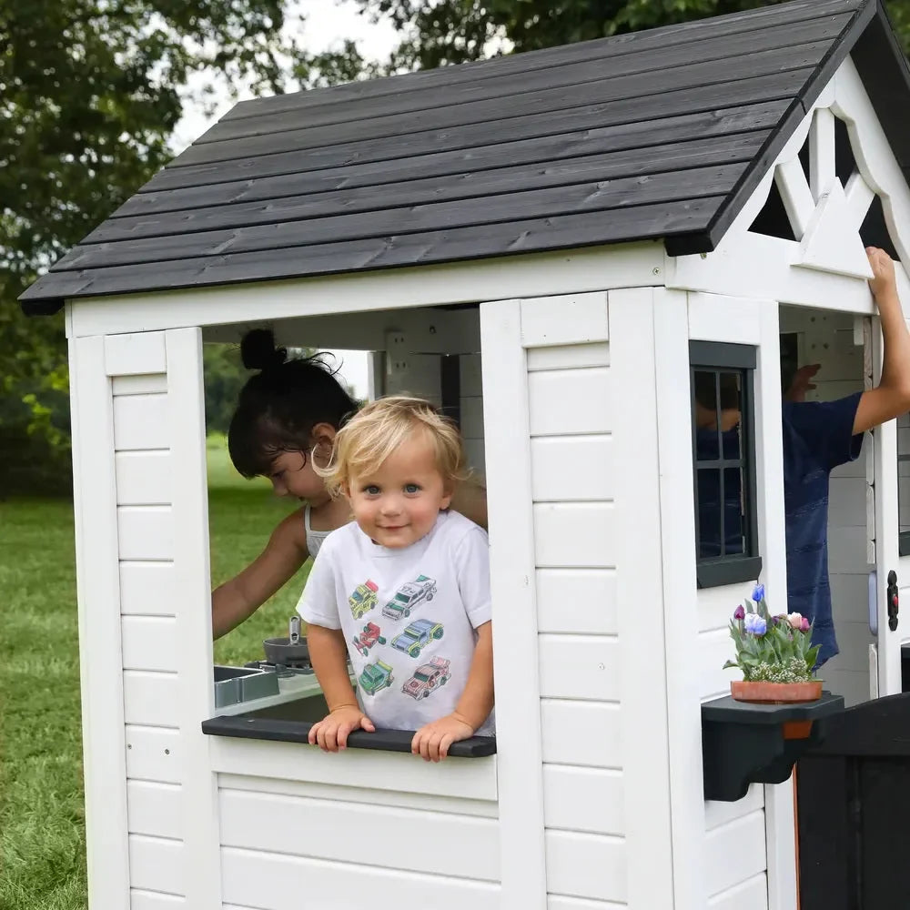 Backyard Sweetwater Playhouse White/Antraciet – Elegant Cedar Wood Kids Playhouse with Play Kitchen & Working Doorbell - Naivri