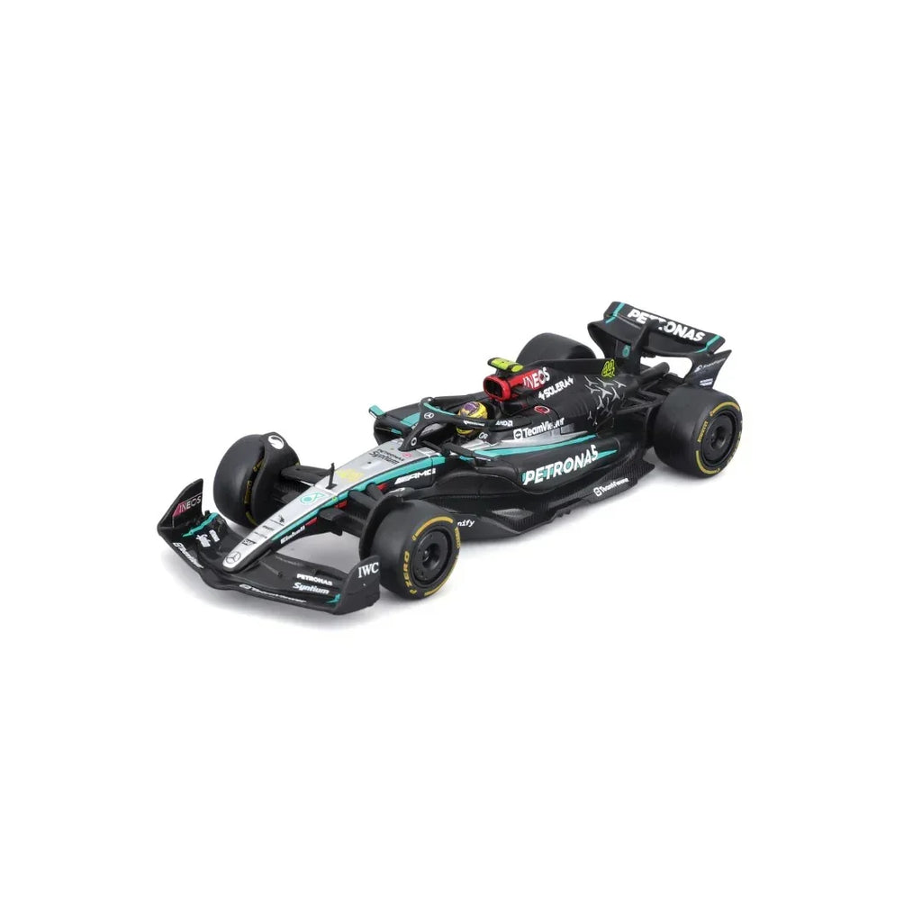 Bburago 1:43 Mercedes-AMG W15 E Performance 2024 #44 Lewis Hamilton Formula 1 Diecast Model - Naivri