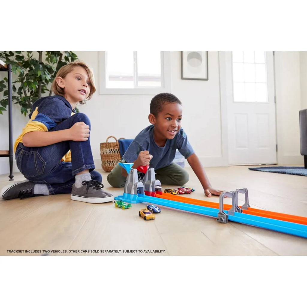 Hot Wheels Double Loop Dash GFH85 – Dual Loop Drag Race Track Set with Launcher & Winner Flag | 12+ ft Track | Includes 1 Hot Wheels Car - Naivri