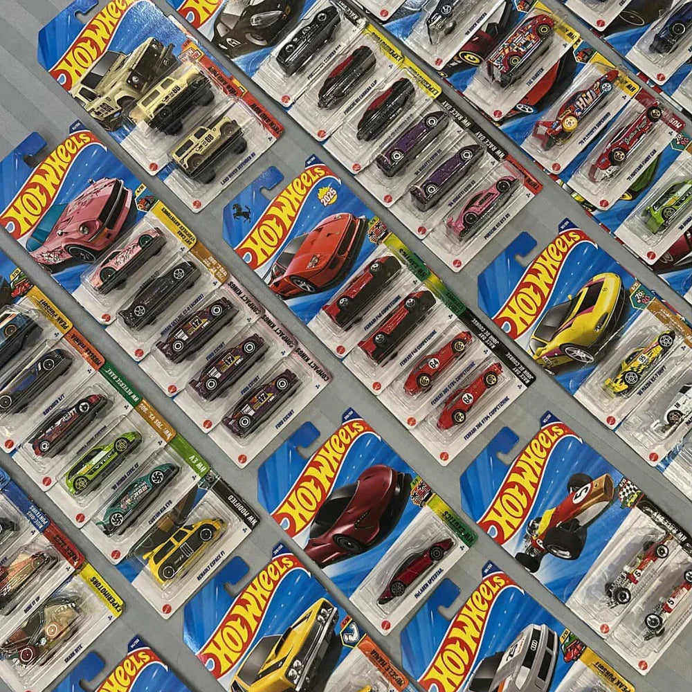 Hot Wheels Mainline Blind Box – Mystery Diecast Car 1:64 (Suprise pack) - Naivri