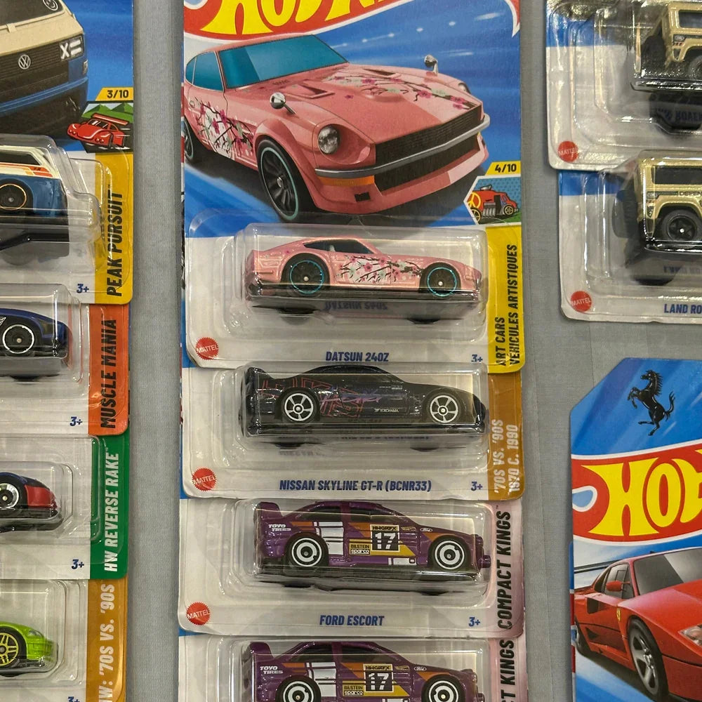 Hot Wheels Mainline Blind Box – Mystery Diecast Car 1:64 (Suprise pack) - Naivri