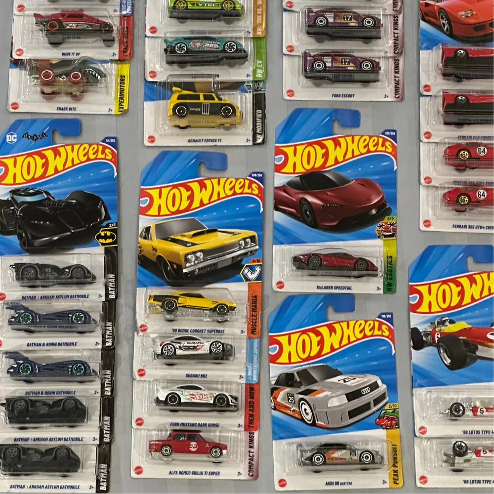 Hot Wheels Mainline Blind Box – Mystery Diecast Car 1:64 (Suprise pack) - Naivri