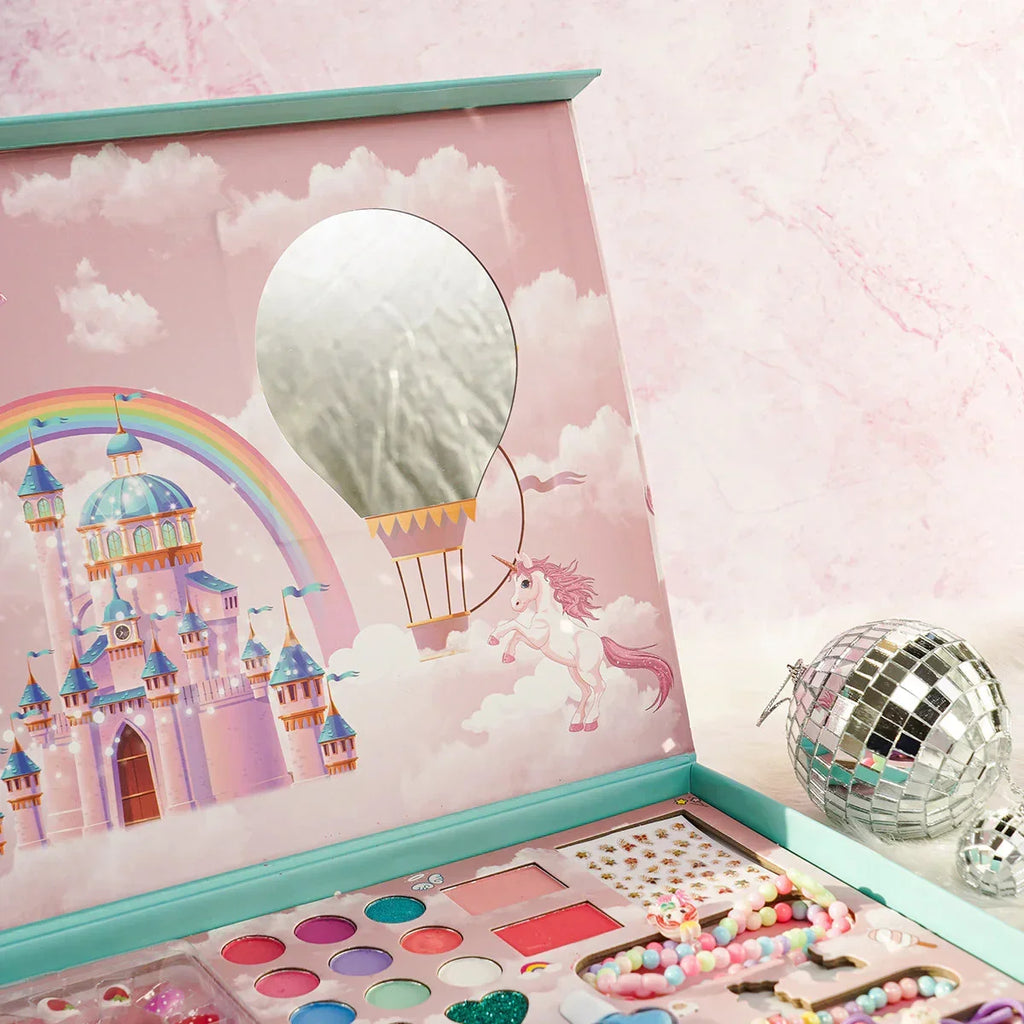 ilearnngrow 28 pieces Make Up & Accessory Kit - Naivri
