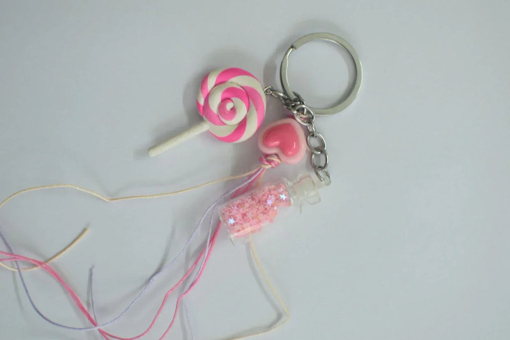 ilearnngrow Candy Rakhi with Keyring - Naivri