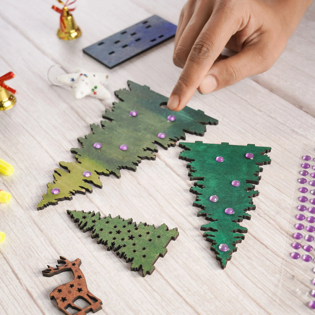 ilearnngrow DIY Christmas Tree - Naivri