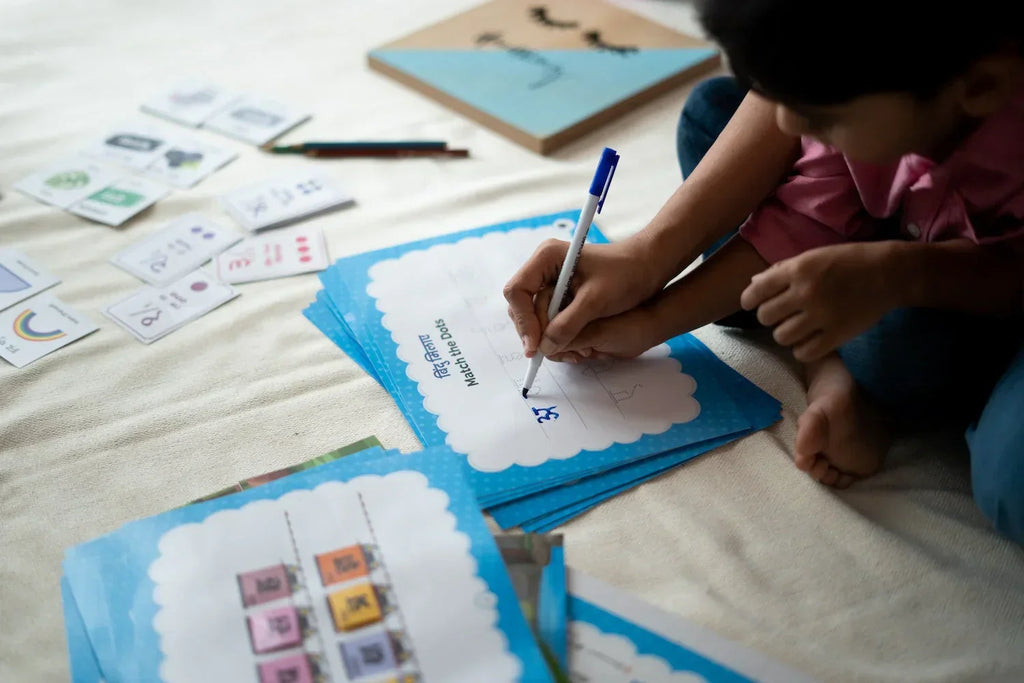 ilearnngrow Hindi Kit - Making Hindi Learning Fun - Naivri