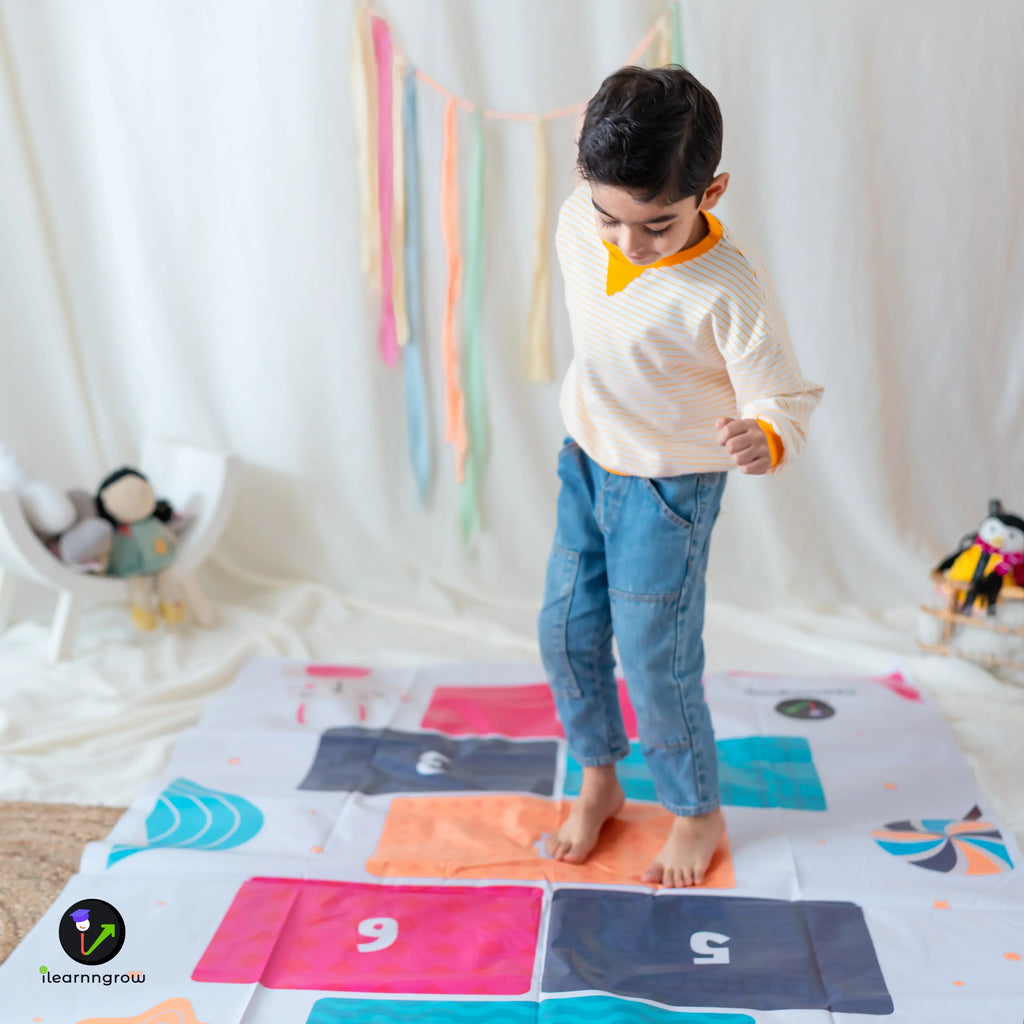 ilearnngrow Hop Scotch Play Mat - Naivri