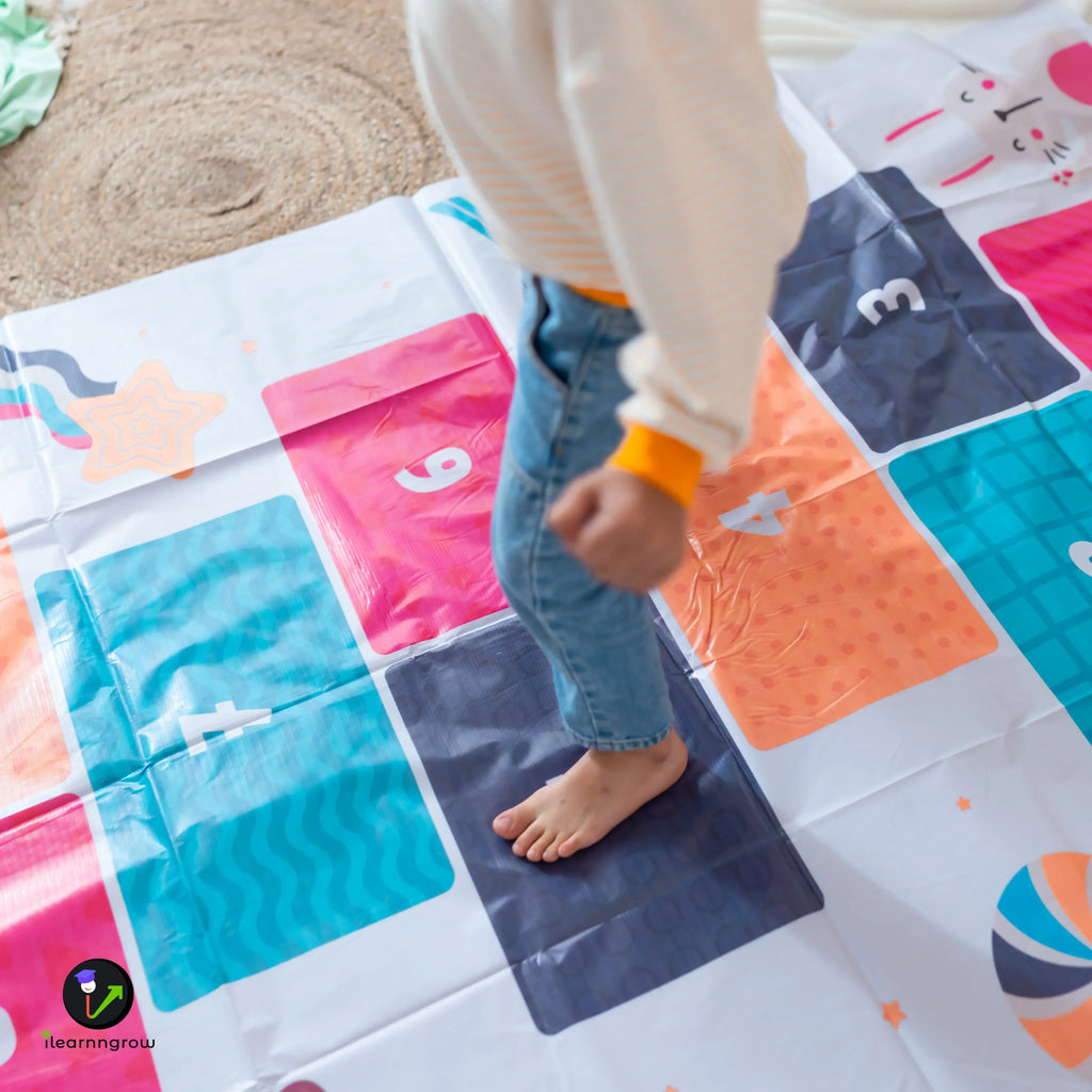 ilearnngrow Hop Scotch Play Mat - Naivri