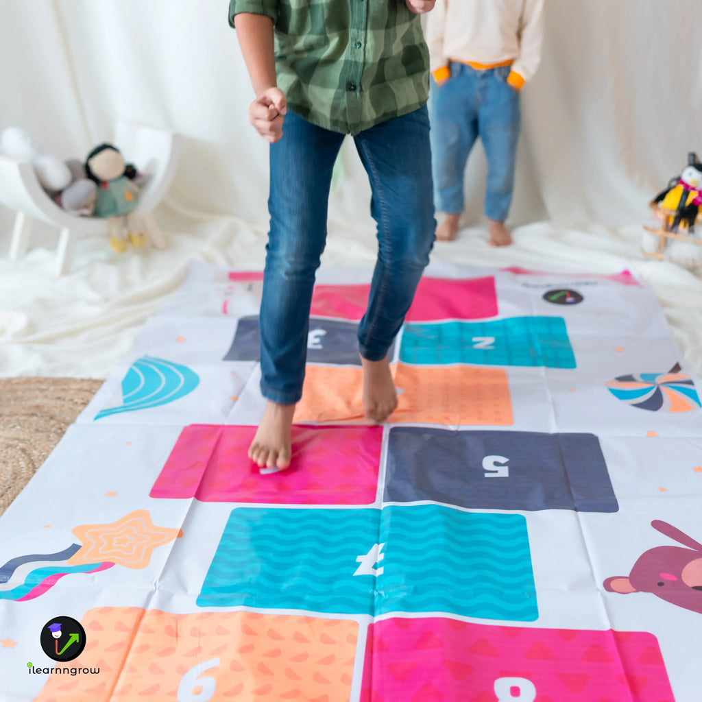 ilearnngrow Hop Scotch Play Mat - Naivri