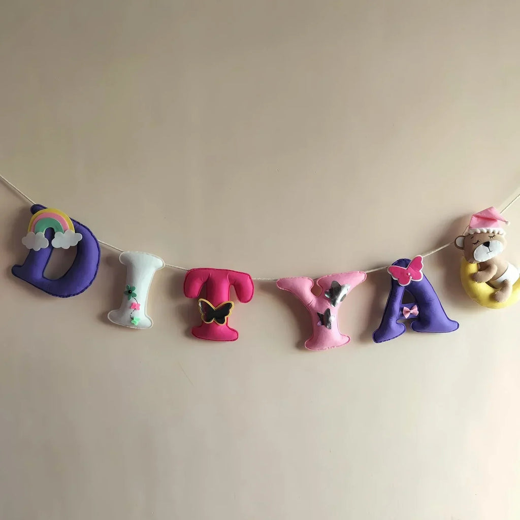 ilearnngrowColour Pop Cute Personalised Bunting - Unicorn/Dolls/Teddy - Naivri