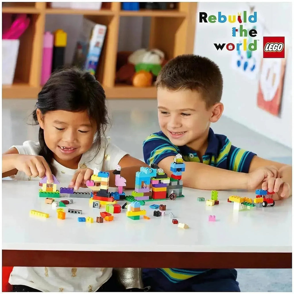 LEGO Classic 10713 Creative Suitcase – Building Brick Set for Kids with Storage Case (213 Pieces) - Naivri