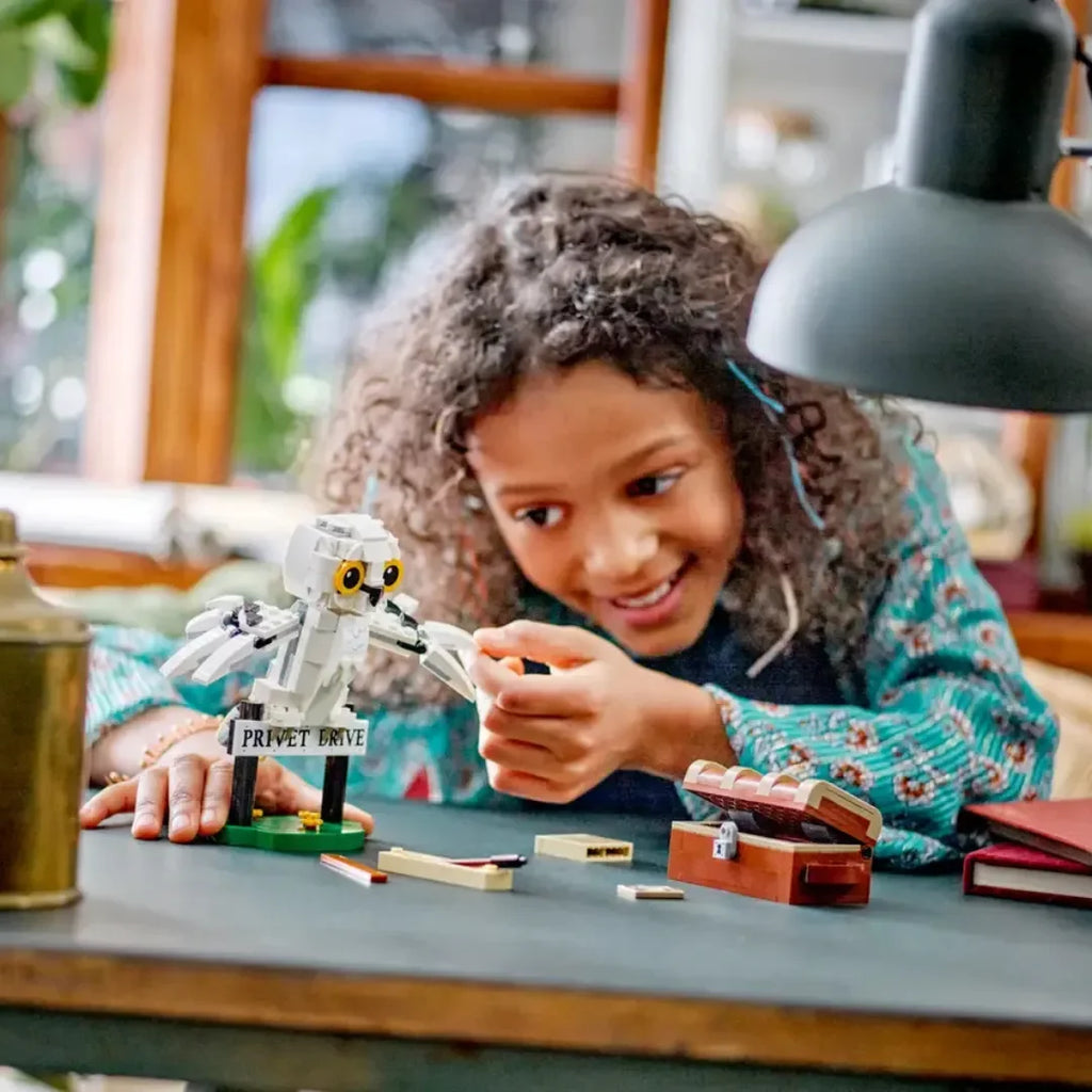 Lego Hayrry Potter 76425 Hedwig™ at 4 Privet Drive - Naivri