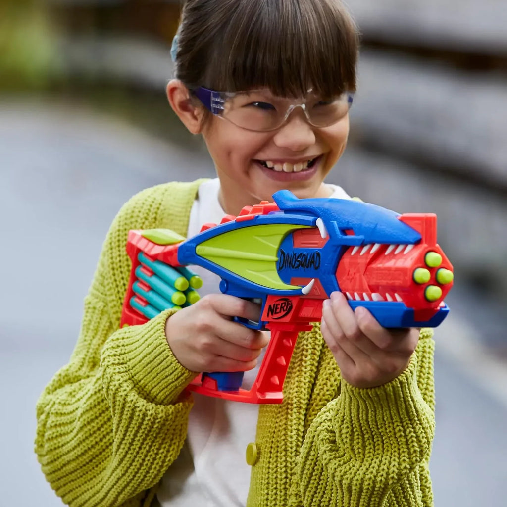 Nerf DinoSquad Terrodak Blaster – Pump-Action Foam Dart Gun with 12 Elite Darts & Dart Storage - Naivri