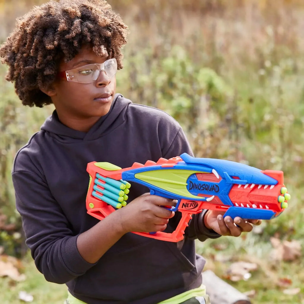Nerf DinoSquad Terrodak Blaster – Pump-Action Foam Dart Gun with 12 Elite Darts & Dart Storage - Naivri