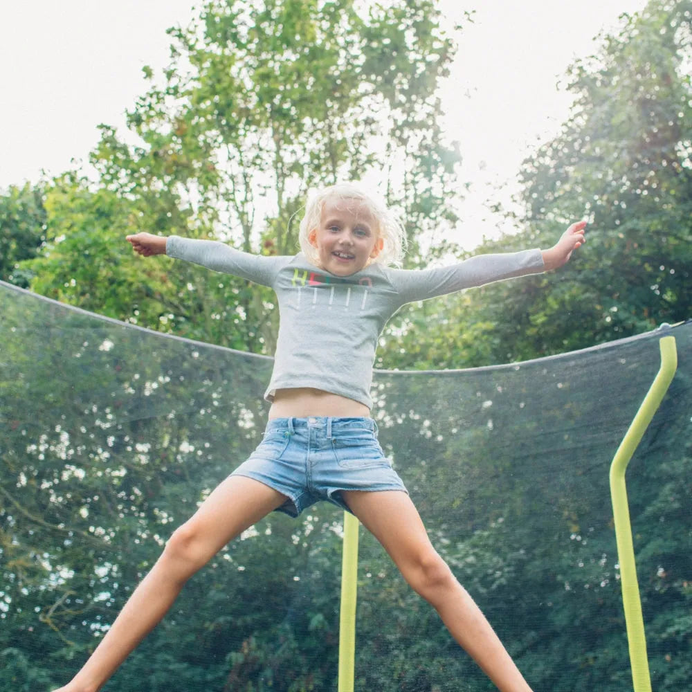 Plum® 14ft Wave Springsafe® Trampoline and Enclosure - Naivri