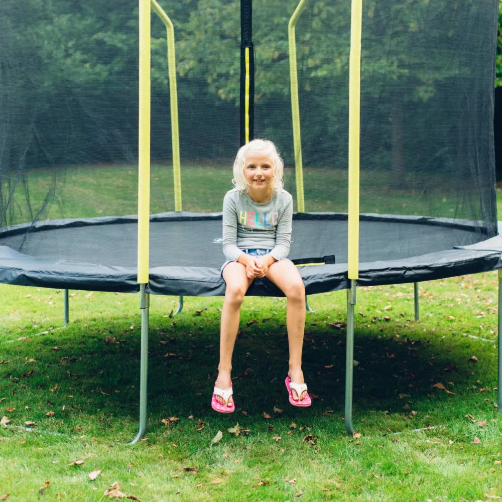 Plum® 14ft Wave Springsafe® Trampoline and Enclosure - Naivri