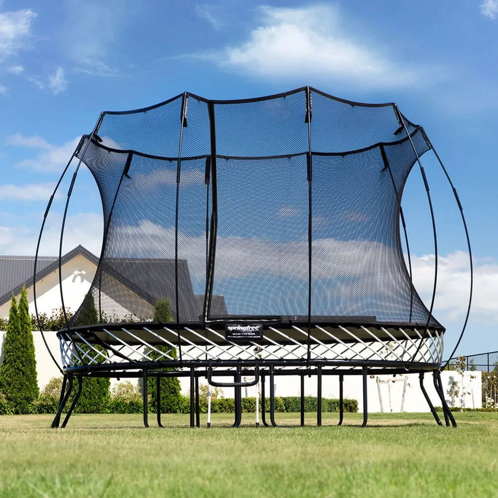 Springfree Medium Oval Trampoline with Enclosure - Naivri