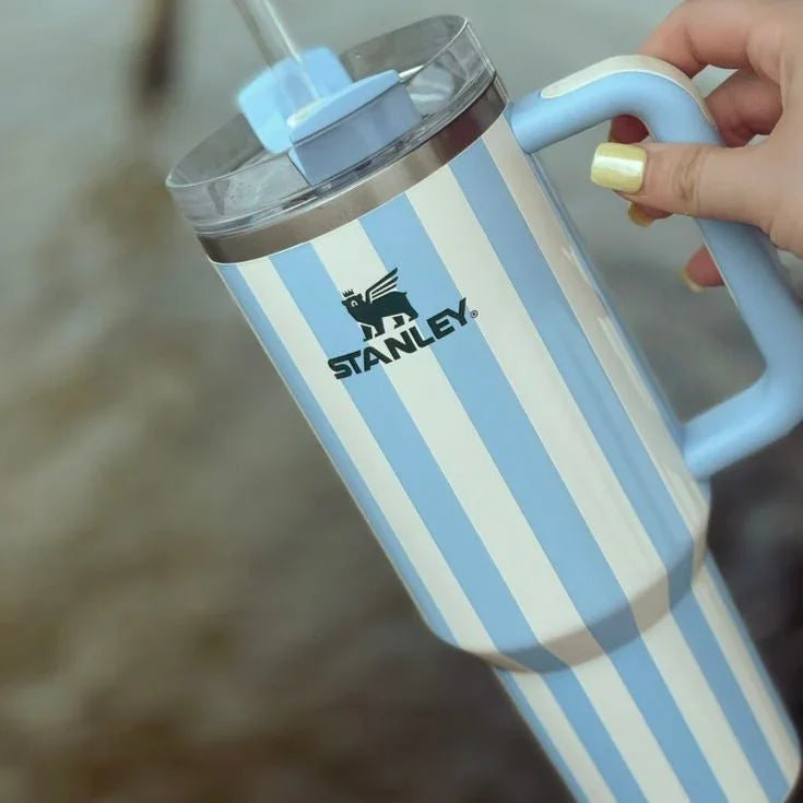 Stanley – Cabana Gloss Quencher | 40oz - Naivri