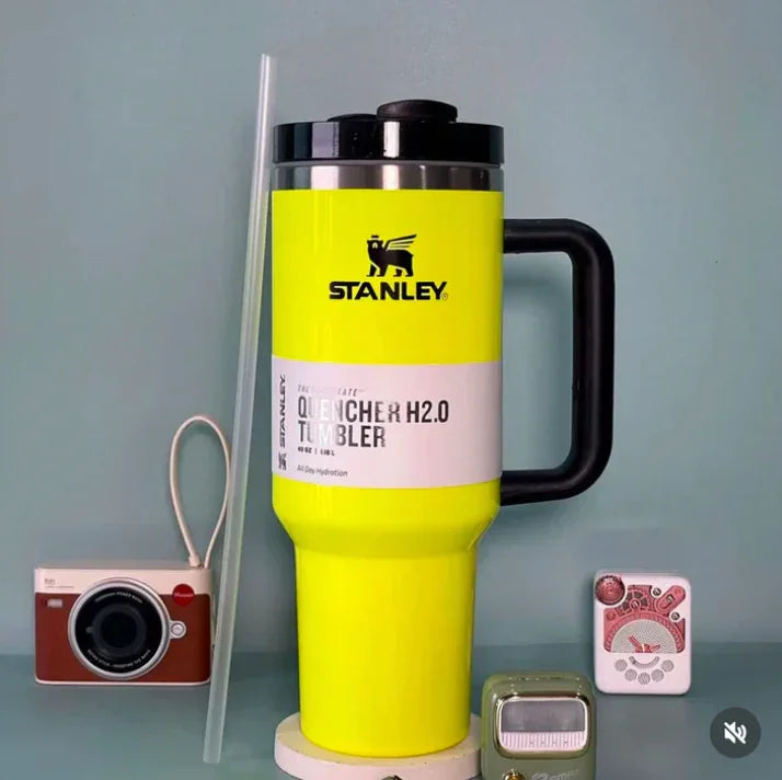 Stanley Neon | Quencher H2.0 | 1.18L - Naivri