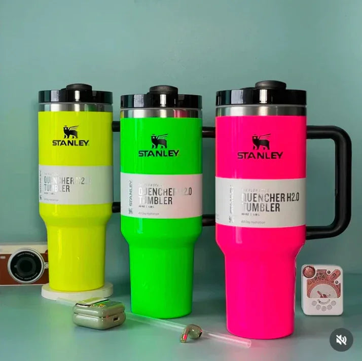 Stanley Neon | Quencher H2.0 | 1.18L - Naivri