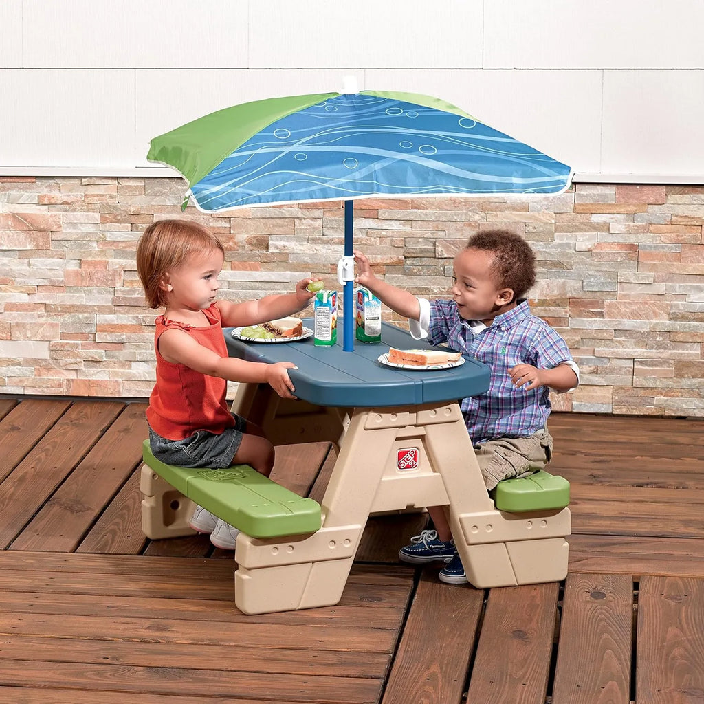 Step2 Sit & Play Picnic Table With Umbrella - Naivri