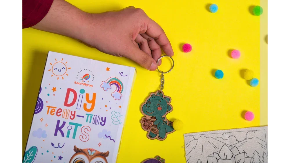 Teeny Tiny DIY Dino Painting Kit – 3‑in‑1 Dinosaur Craft Set for Kids | iLearnNGrow - Naivri