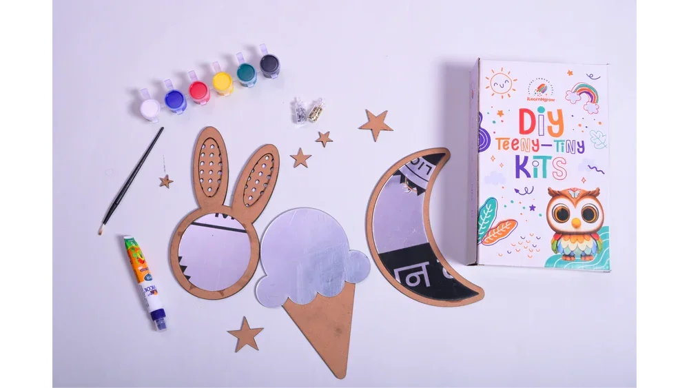 Teeny Tiny DIY Mirror Decorating Kit for Kids – Set of 3 | Paint, Glitter & Pom Poms | iLearnNGrow - Naivri