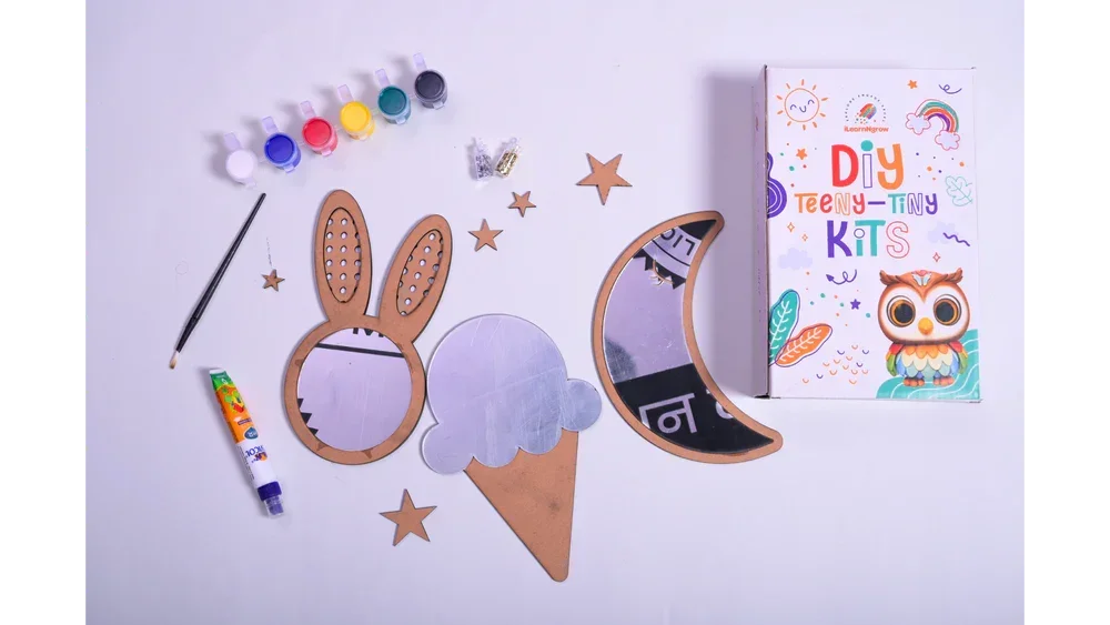 Teeny Tiny DIY Mirror Decorating Kit for Kids – Set of 3 | Paint, Glitter & Pom Poms | iLearnNGrow - Naivri