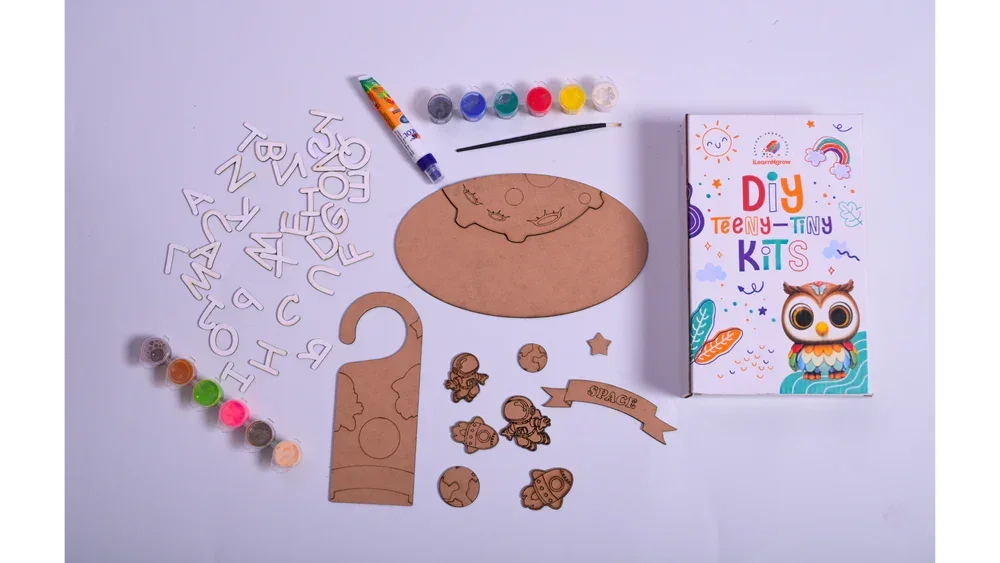 Teeny Tiny Space Theme DIY Name Plate & Door Knob Kit – Paint & Decor Craft Set for Kids | iLearnNGrow - Naivri