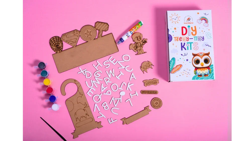 Teeny Tiny Superhero DIY Name Plate & Door Knob Kit – Room Décor Craft for Kids | iLearnNGrow - Naivri
