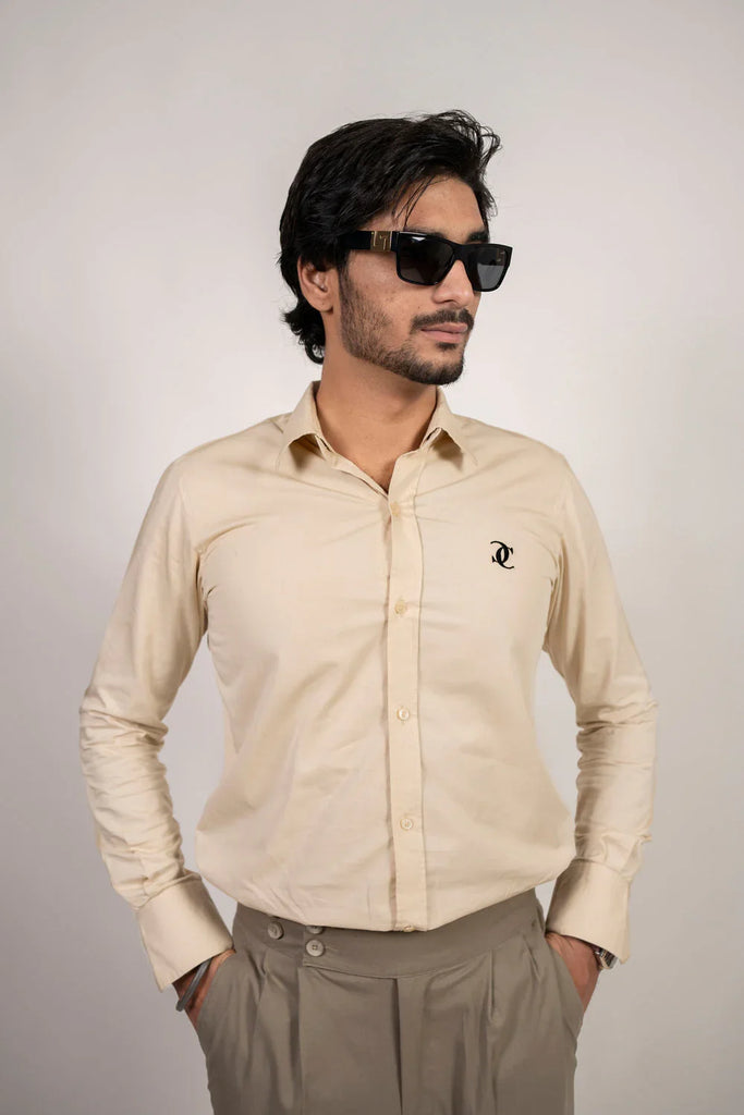 The Dynamic Detachable Collar Shirt - Naivri