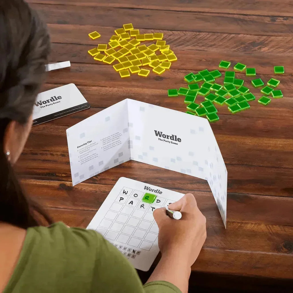 Wordle: The Party Game F8348 – The Ultimate Social Word Guessing Experience - Naivri